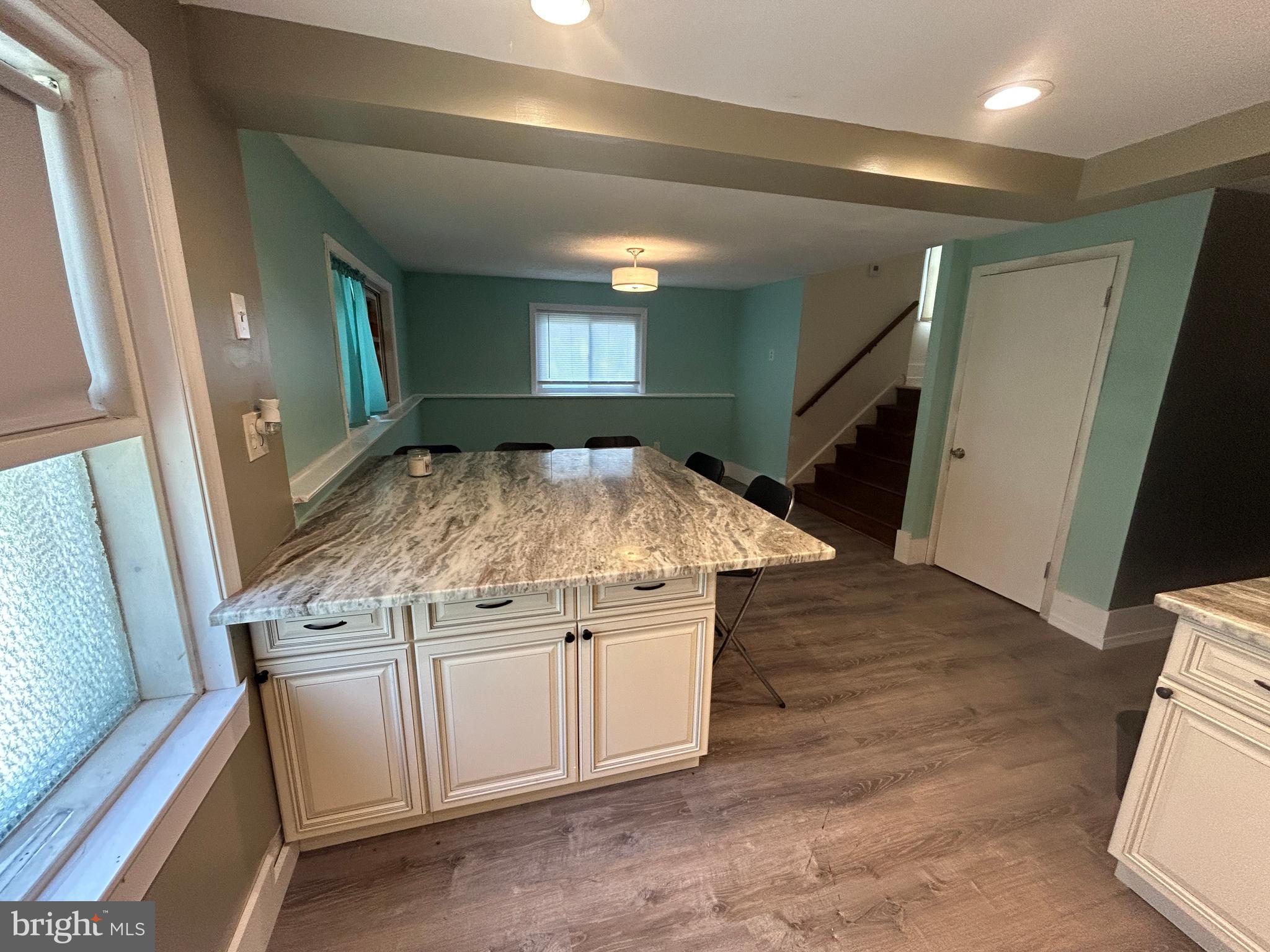 LANSDOWNE - Residential