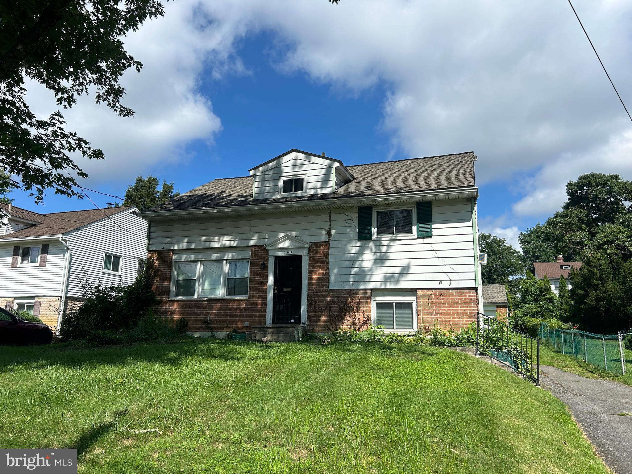 LANSDOWNE - Residential