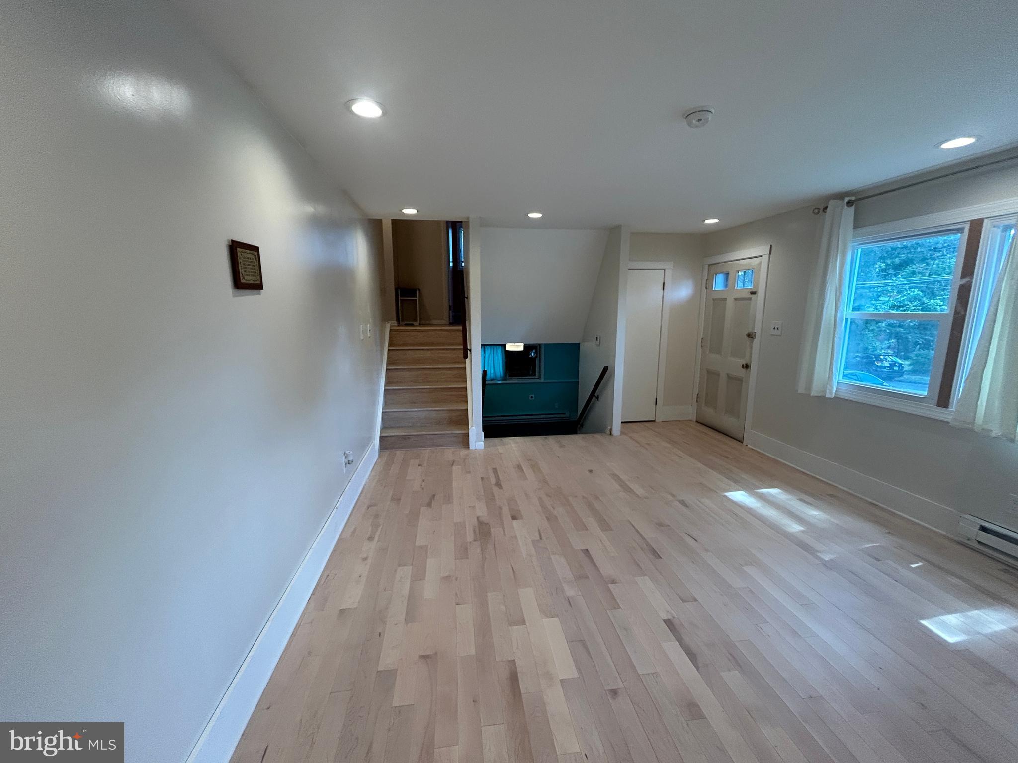 LANSDOWNE - Residential