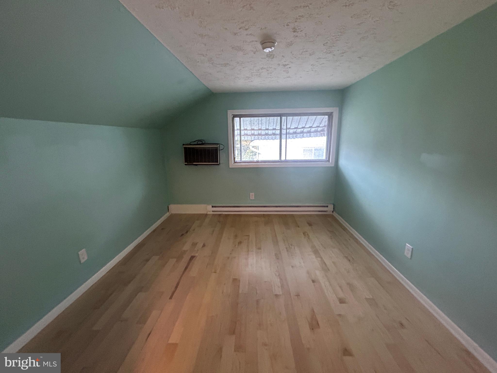 LANSDOWNE - Residential