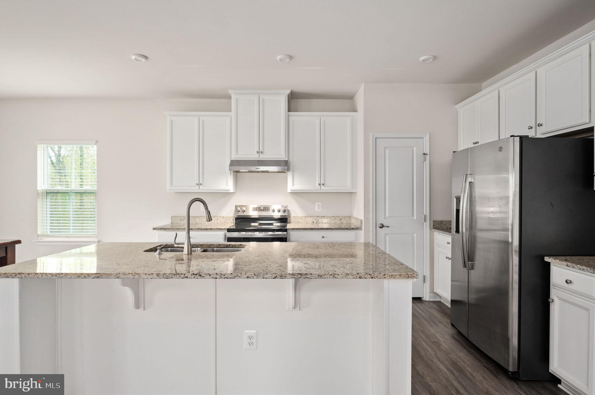 BROOKE VILLAGE - Residential