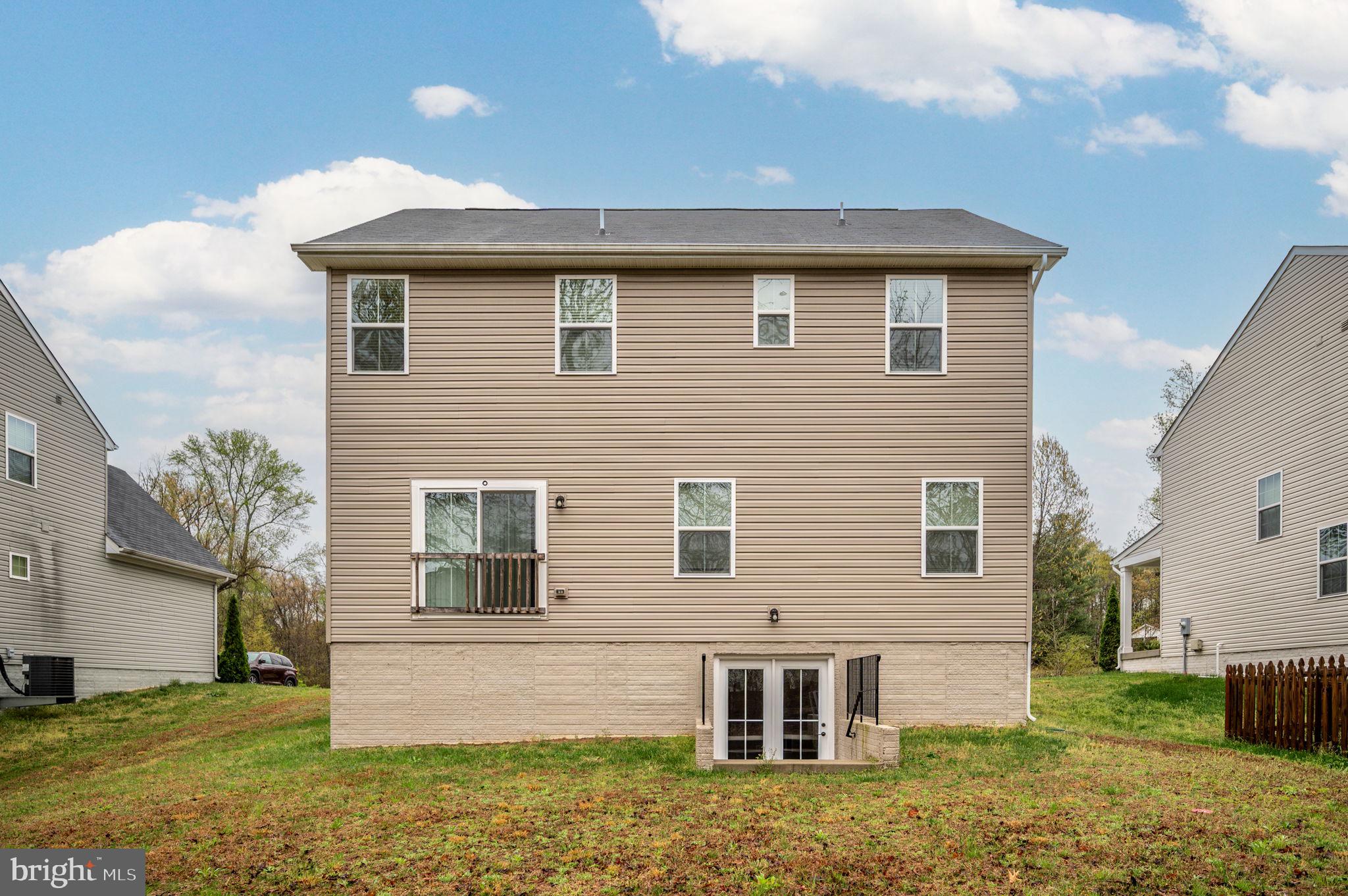 BROOKE VILLAGE - Residential