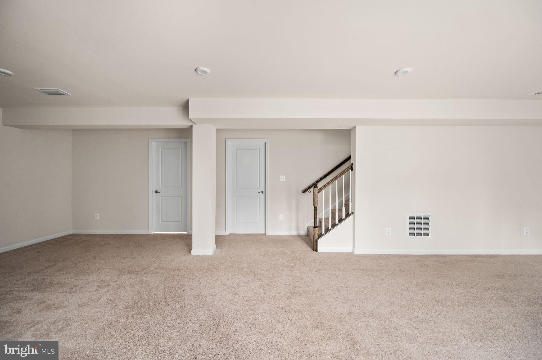 BROOKE VILLAGE - Residential