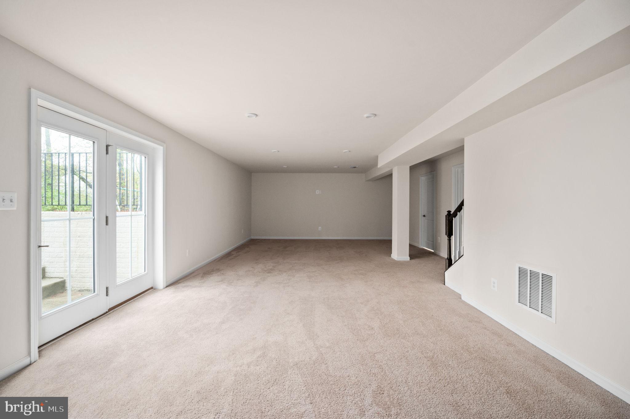 BROOKE VILLAGE - Residential