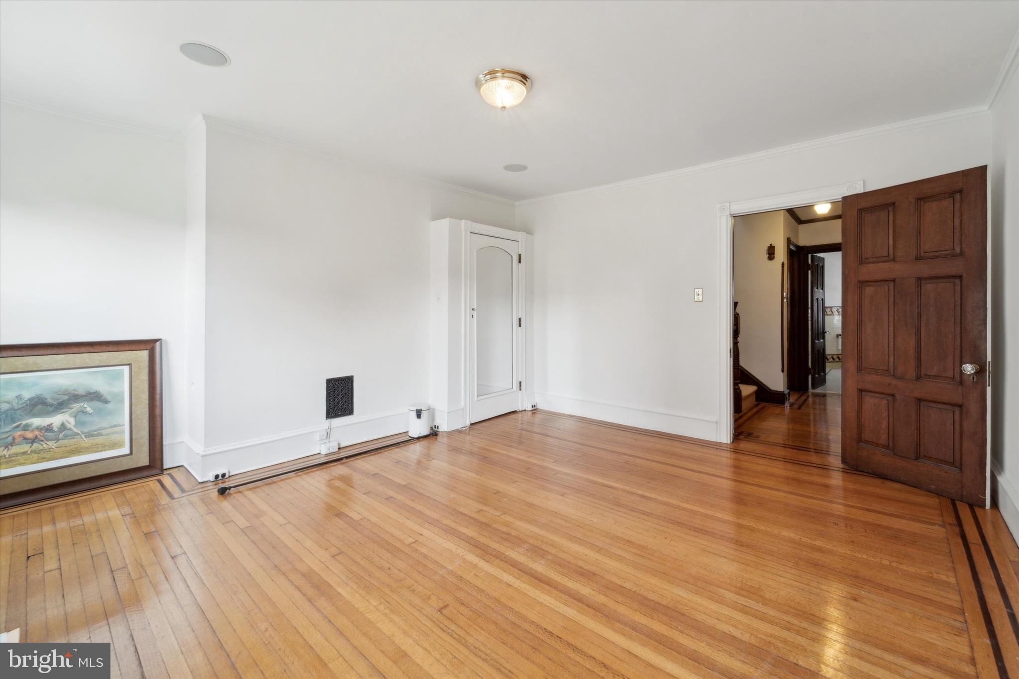 SOCIETY HILL - Residential