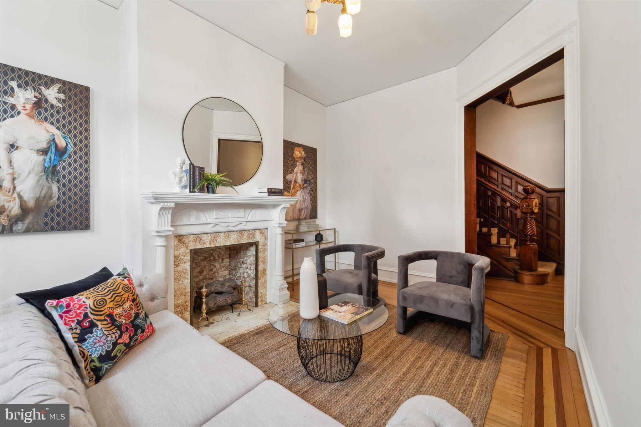 SOCIETY HILL - Residential