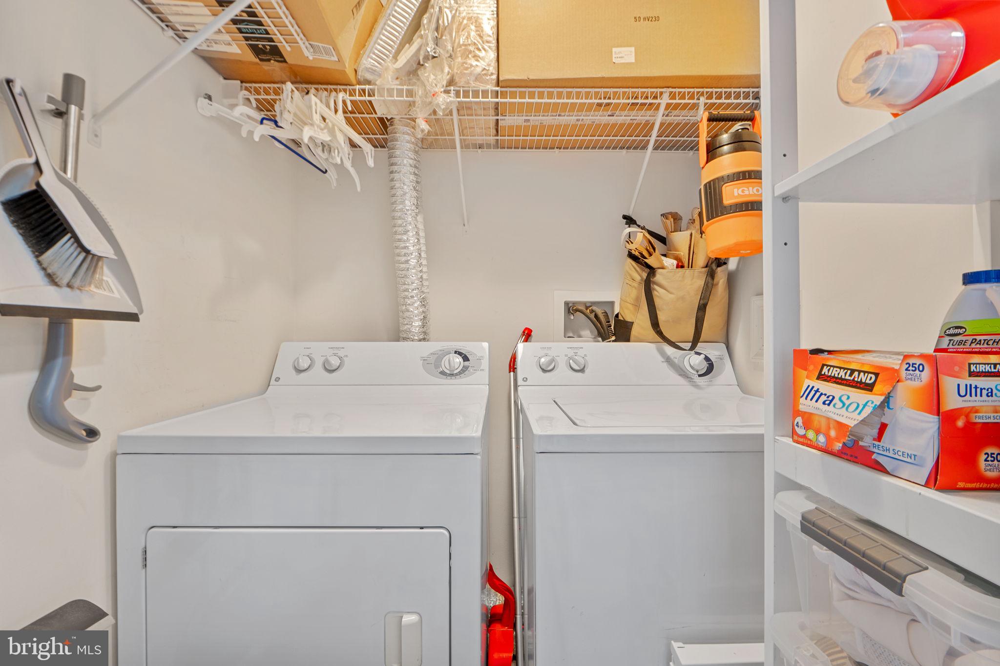 ASHBURN VILLAGE - Residential Lease