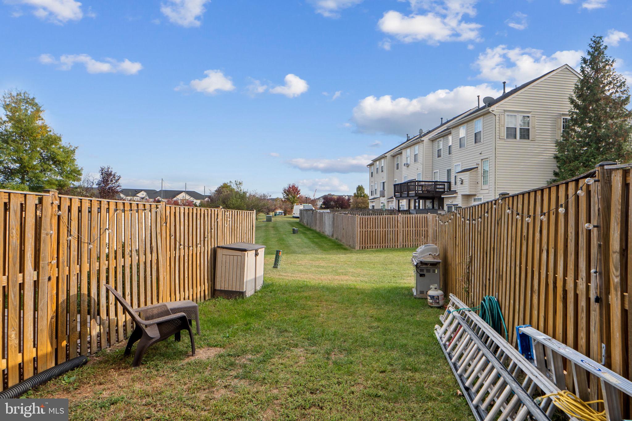 ASHBURN VILLAGE - Residential Lease