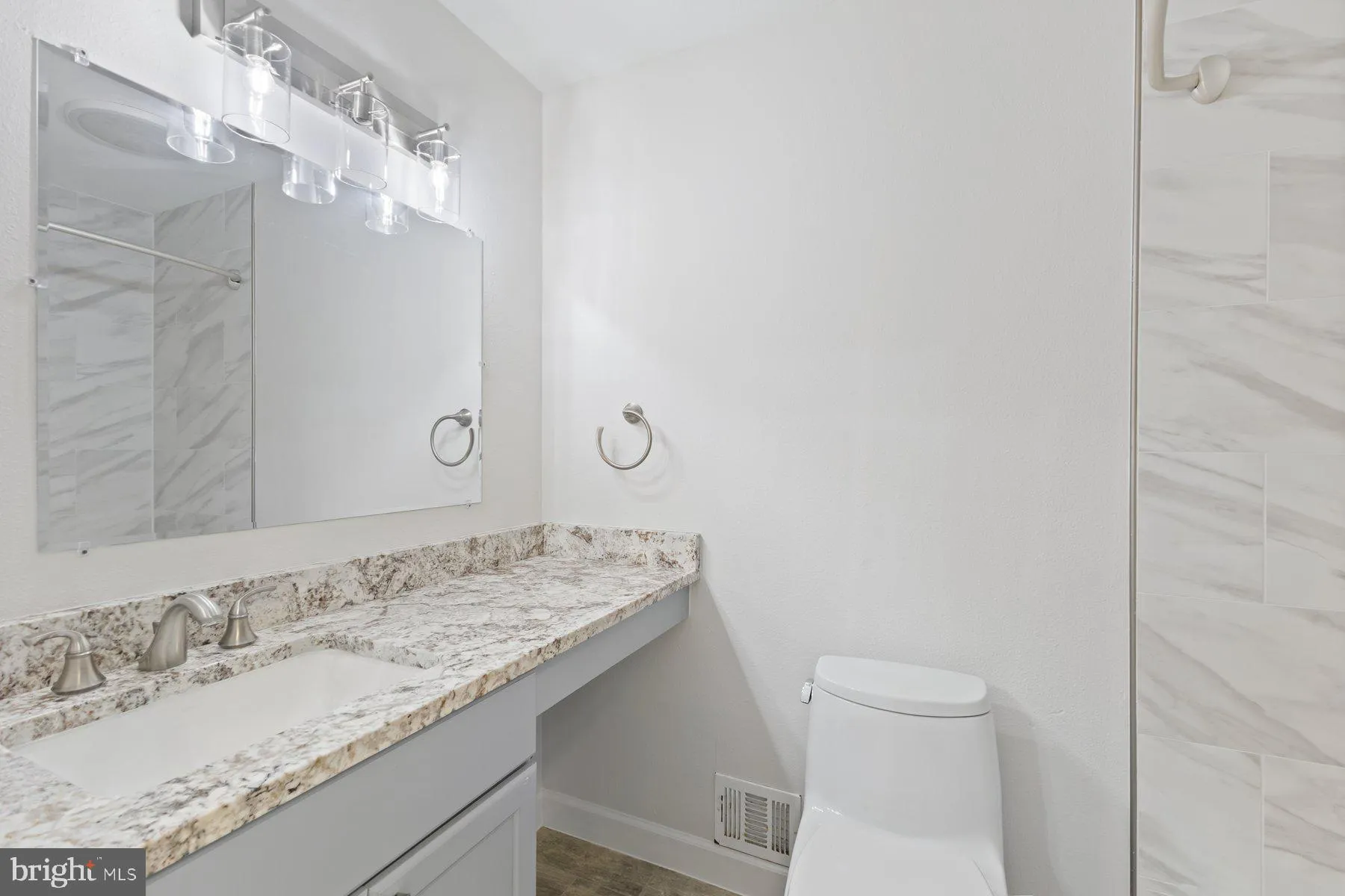 Burke, Virginia 22015, United States, 4 Bedrooms Bedrooms, ,3 BathroomsBathrooms,Residential,Coming Soon,172767