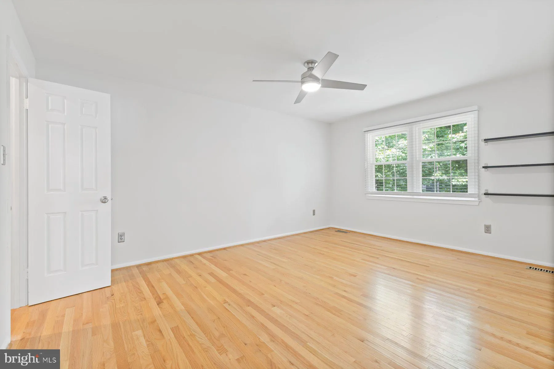 Burke, Virginia 22015, United States, 4 Bedrooms Bedrooms, ,3 BathroomsBathrooms,Residential,Coming Soon,172767