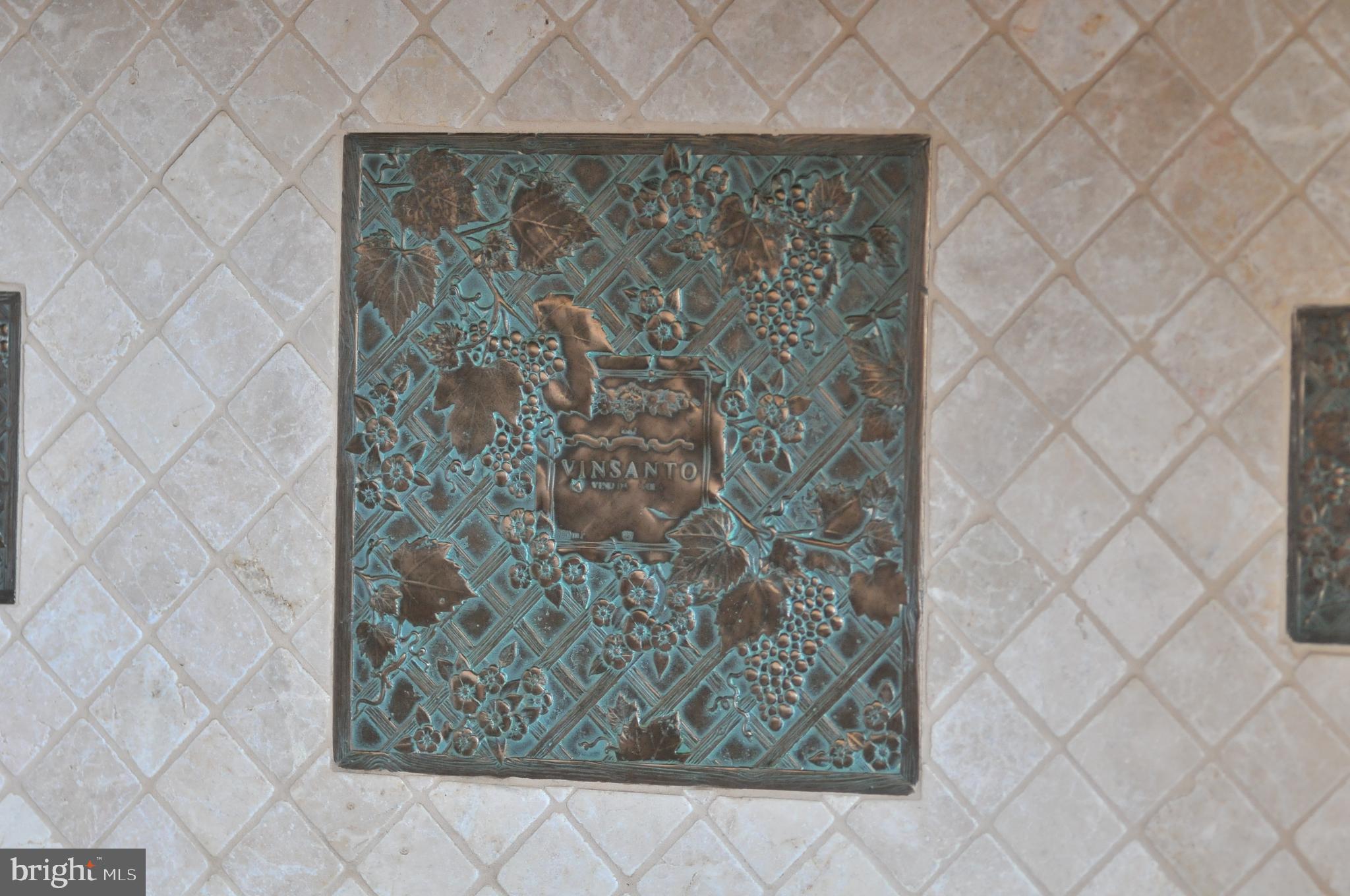 NOLL MANOR - Residential