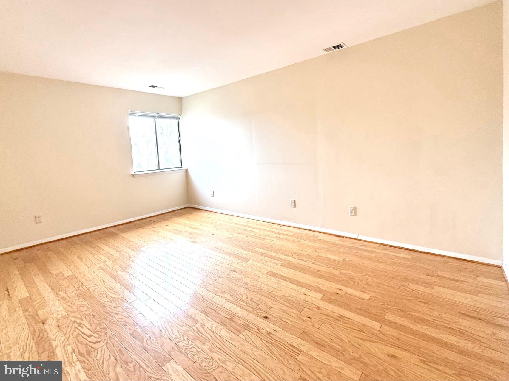 GUNPOWDER COVE - Residential