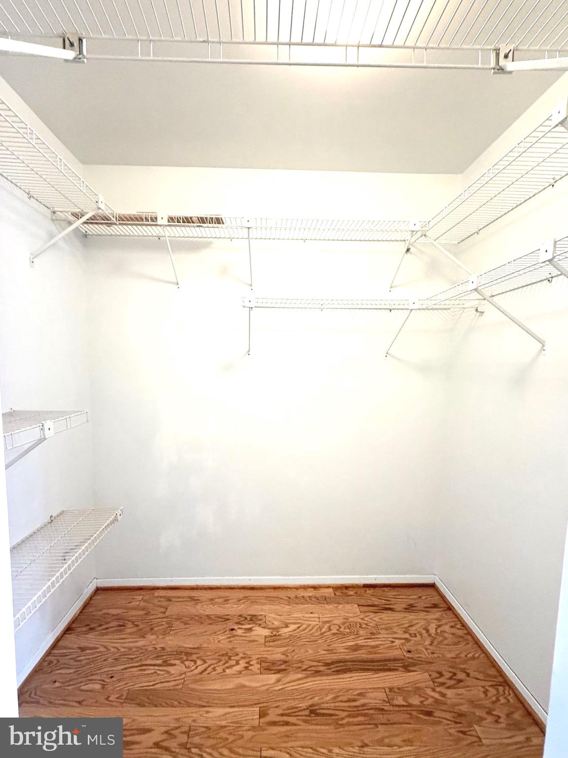 GUNPOWDER COVE - Residential