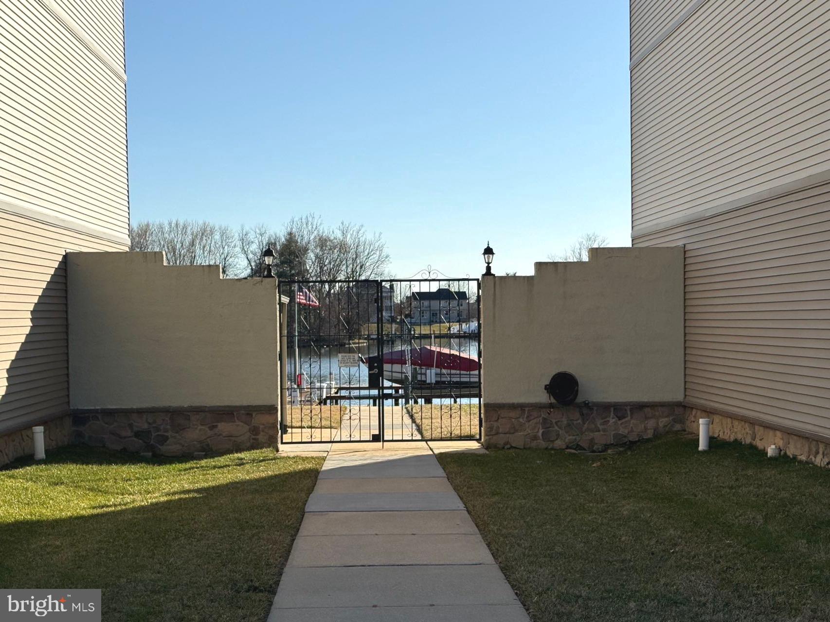 GUNPOWDER COVE - Residential