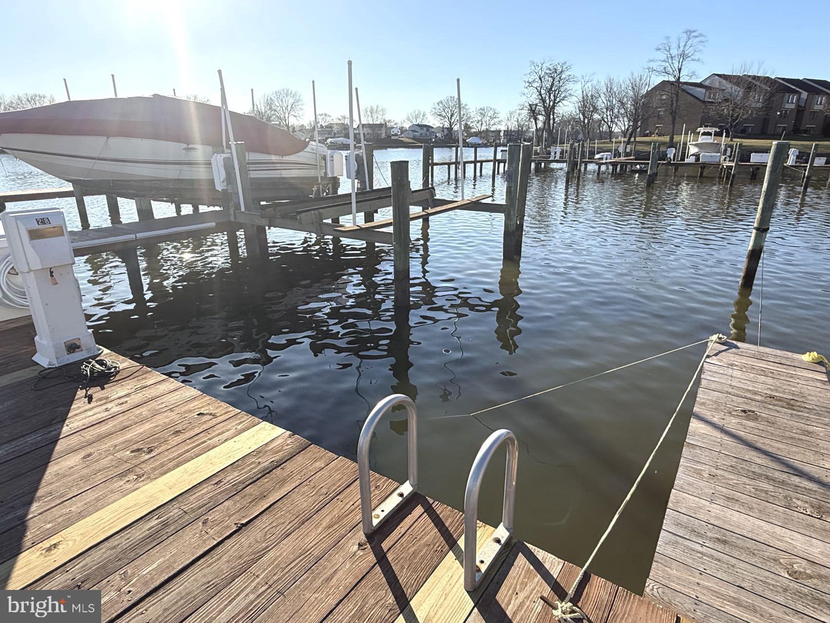 GUNPOWDER COVE - Residential