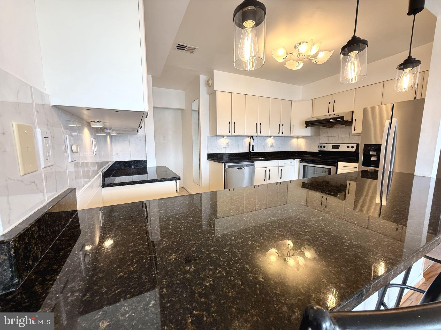 GUNPOWDER COVE - Residential