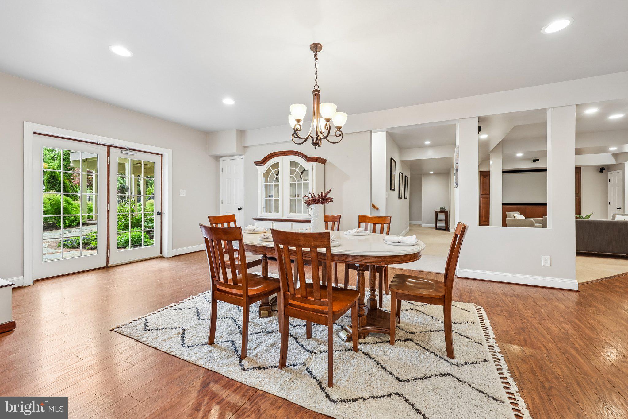WRIGHT FARM - Residential