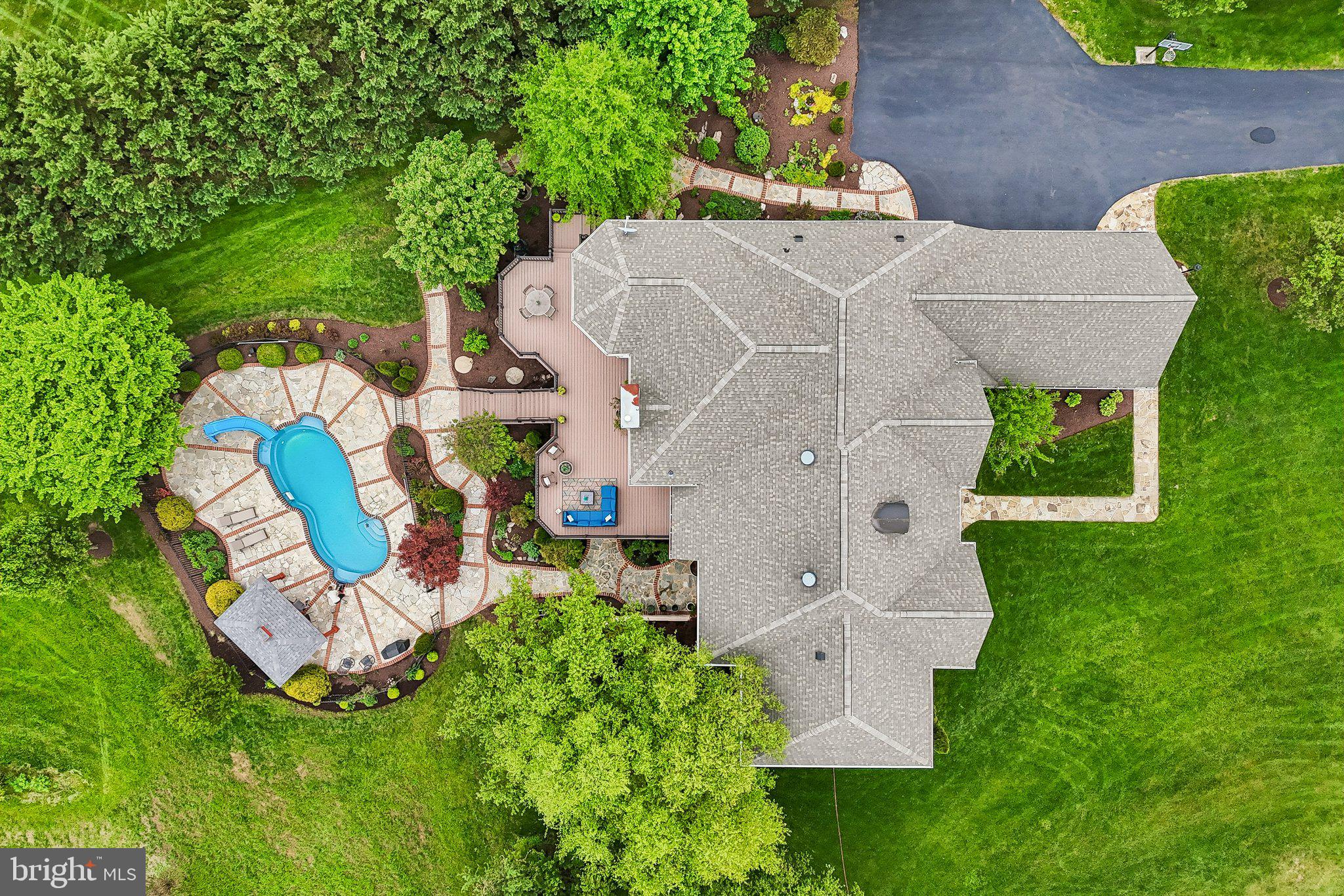 WRIGHT FARM - Residential