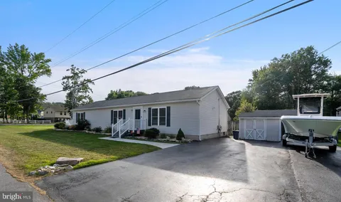 13102 Patuxent Rd, Middle River, MD MLS: MDBC2116168