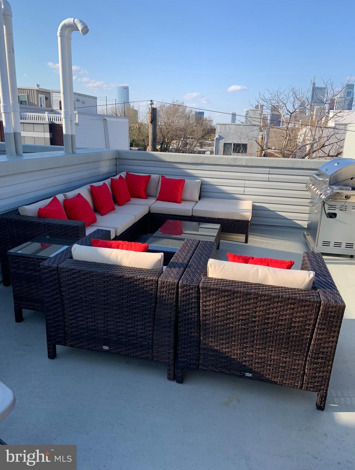 POINT BREEZE - Residential