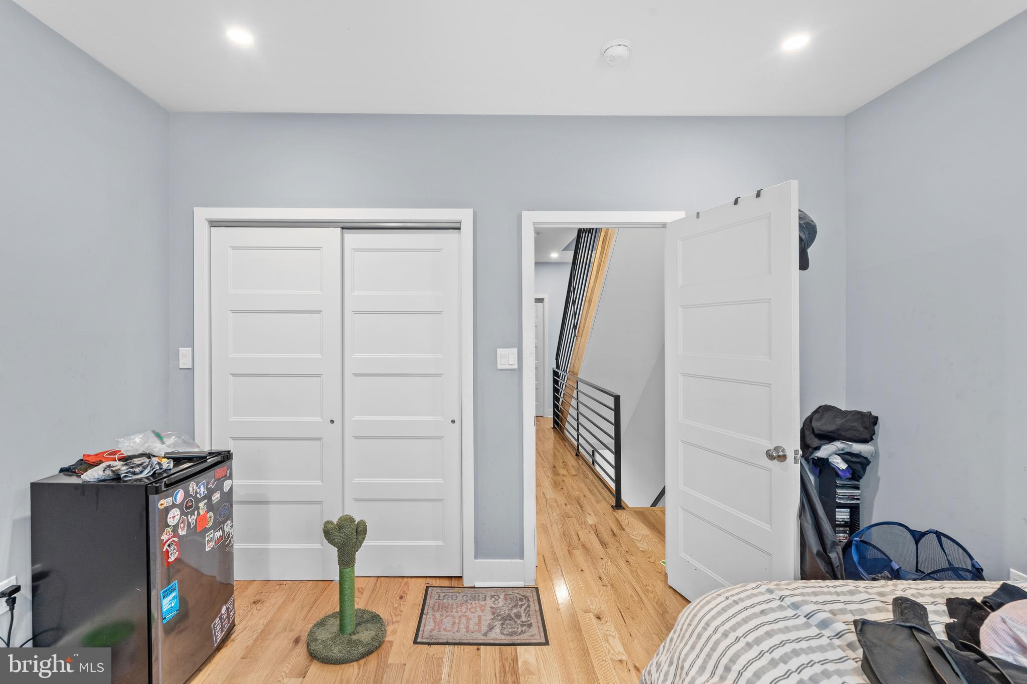 POINT BREEZE - Residential