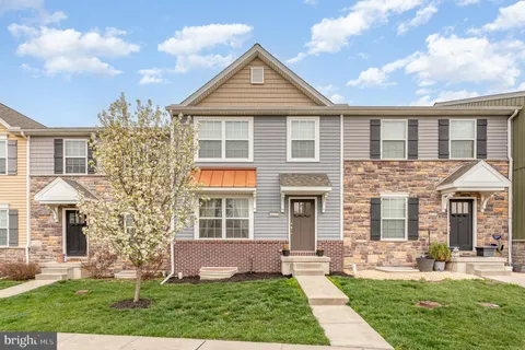 4235 Wild Orchid Lane, Enola, PA MLS: PACB2041086