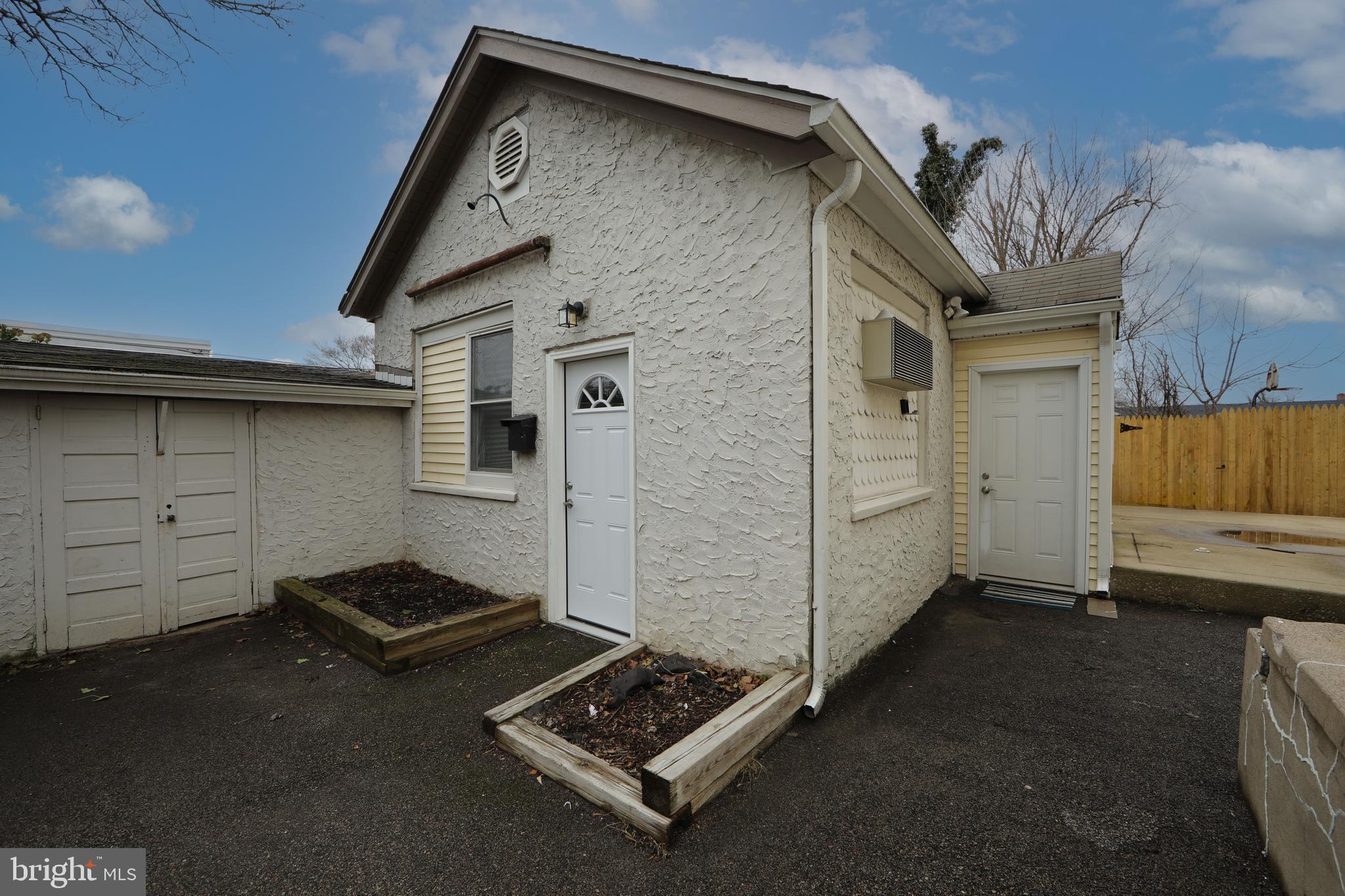 ARDMORE - Residential Lease