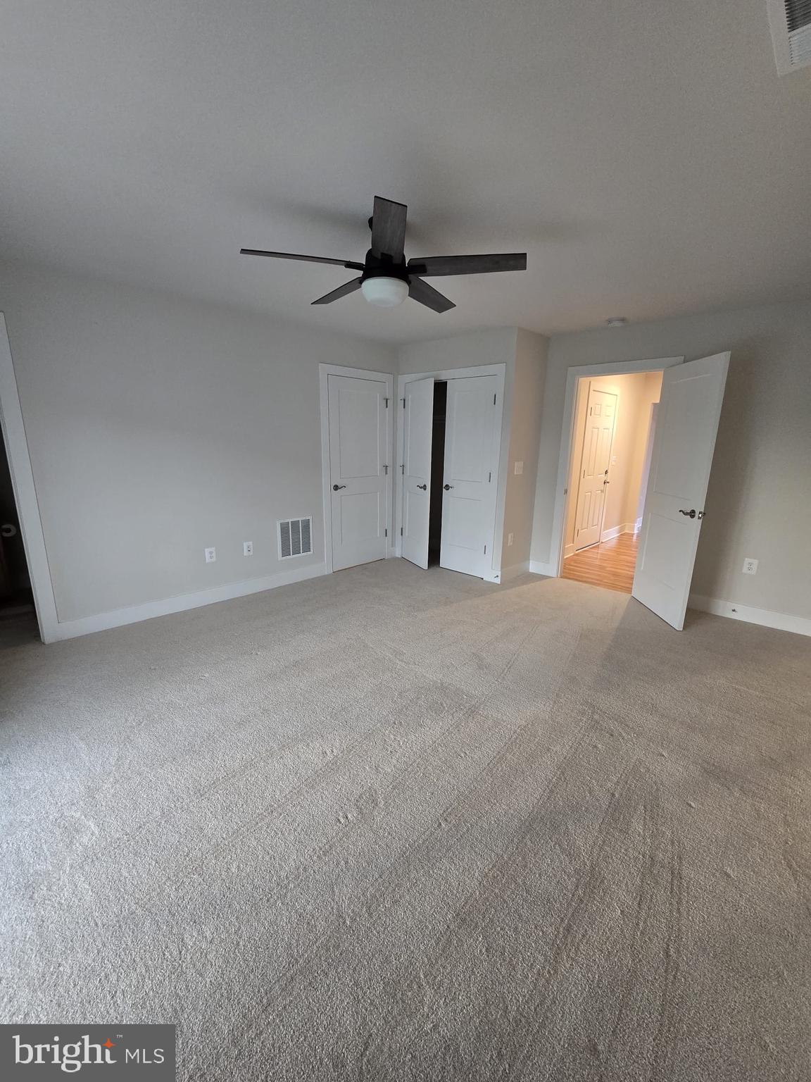 BRADLEY SQUARE - Residential Lease