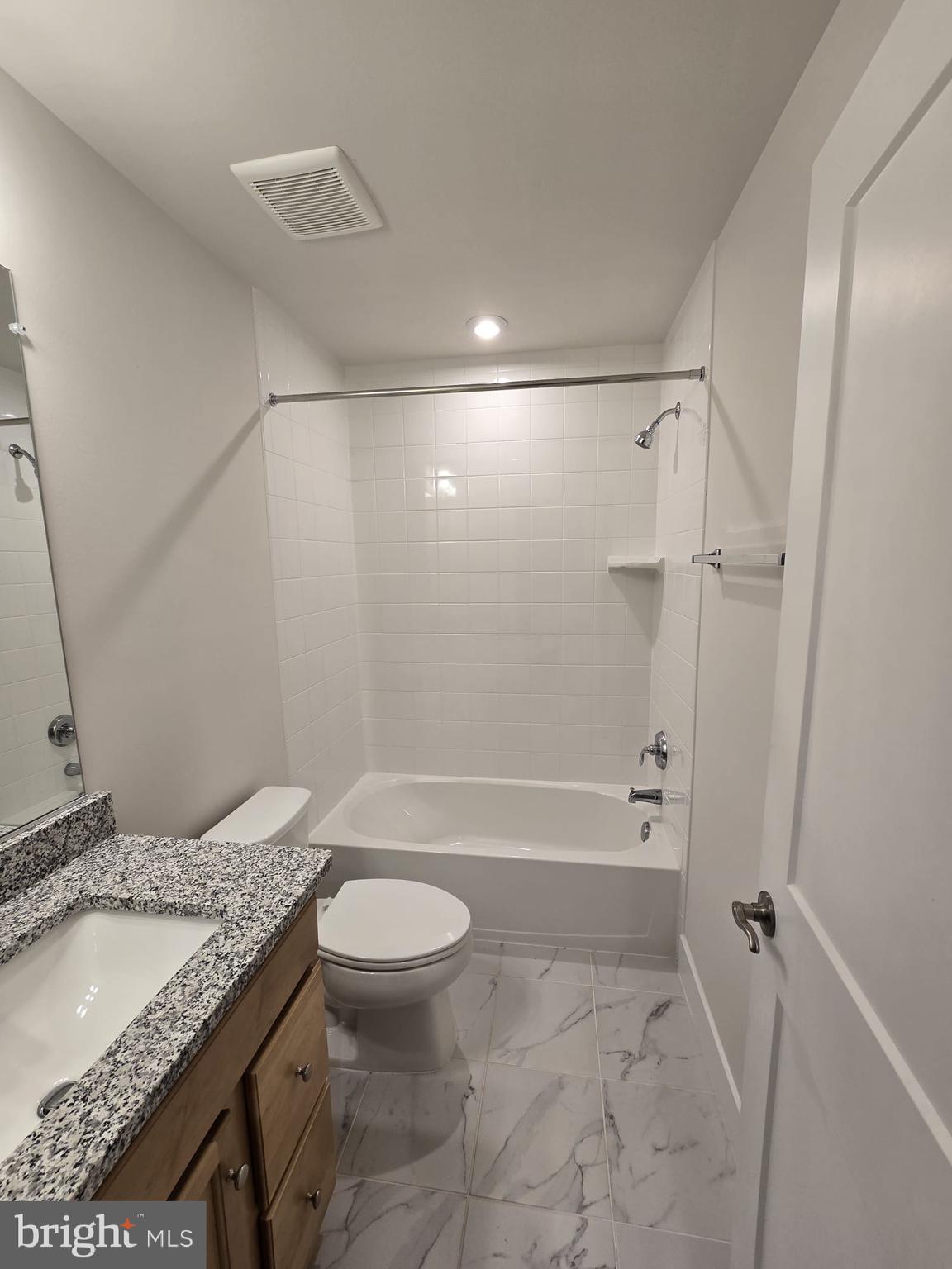 BRADLEY SQUARE - Residential Lease