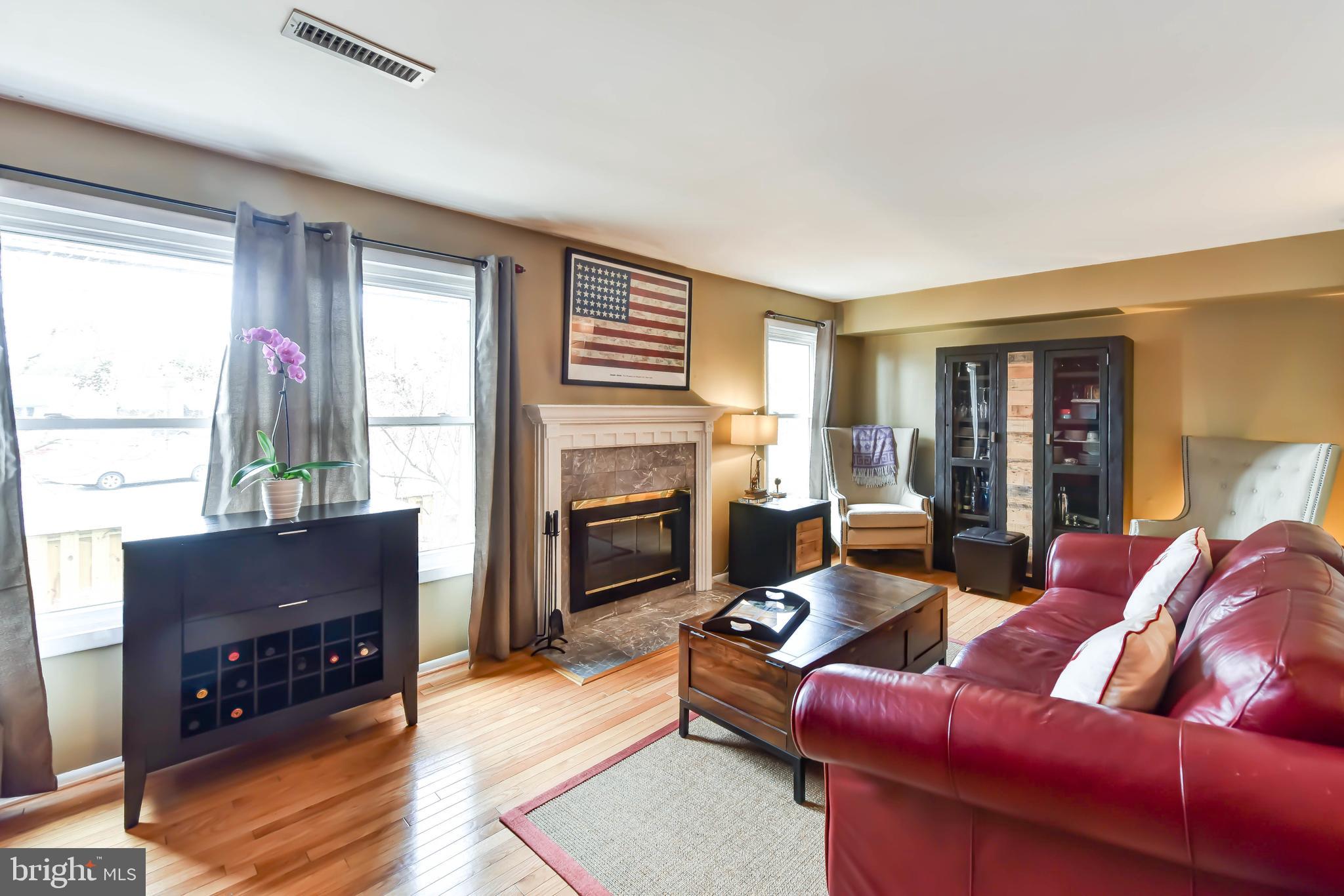 BEVERLY HILLS - Residential