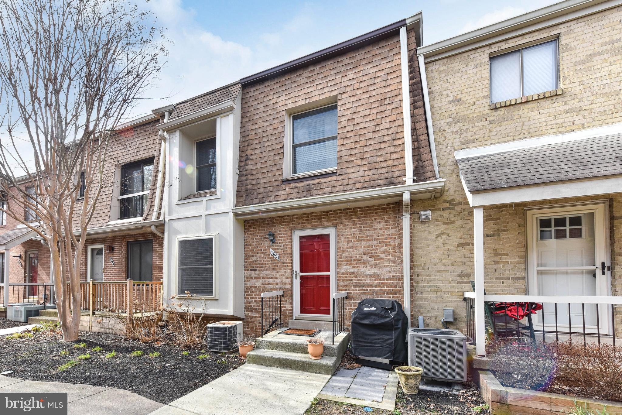 BEVERLY HILLS - Residential