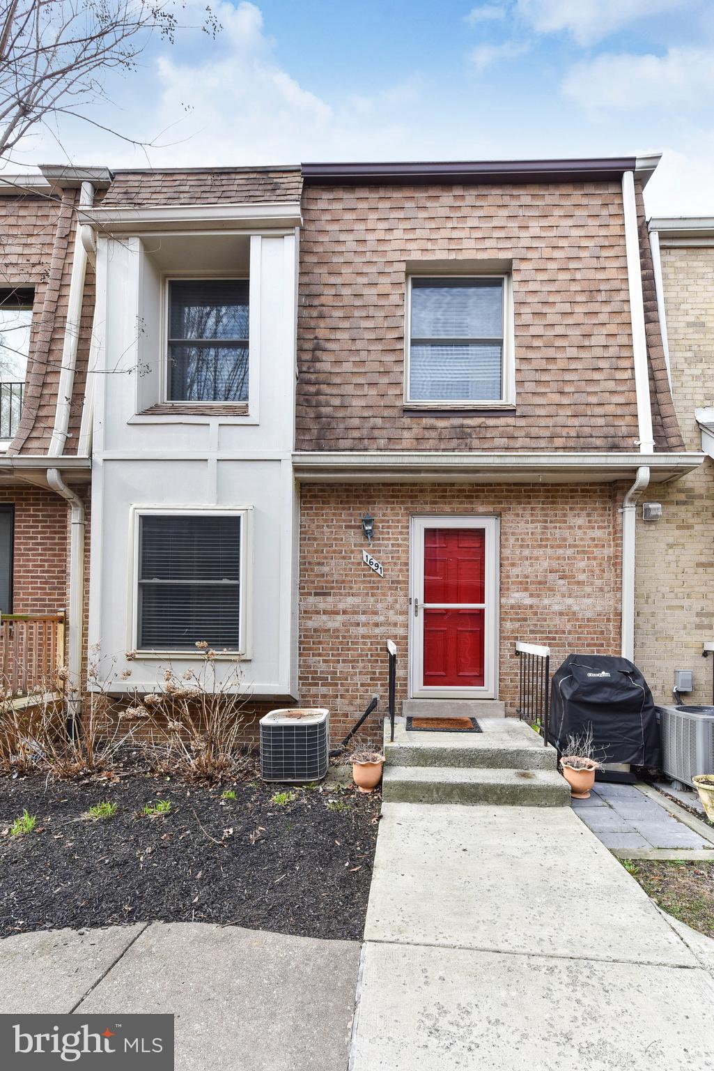 BEVERLY HILLS - Residential