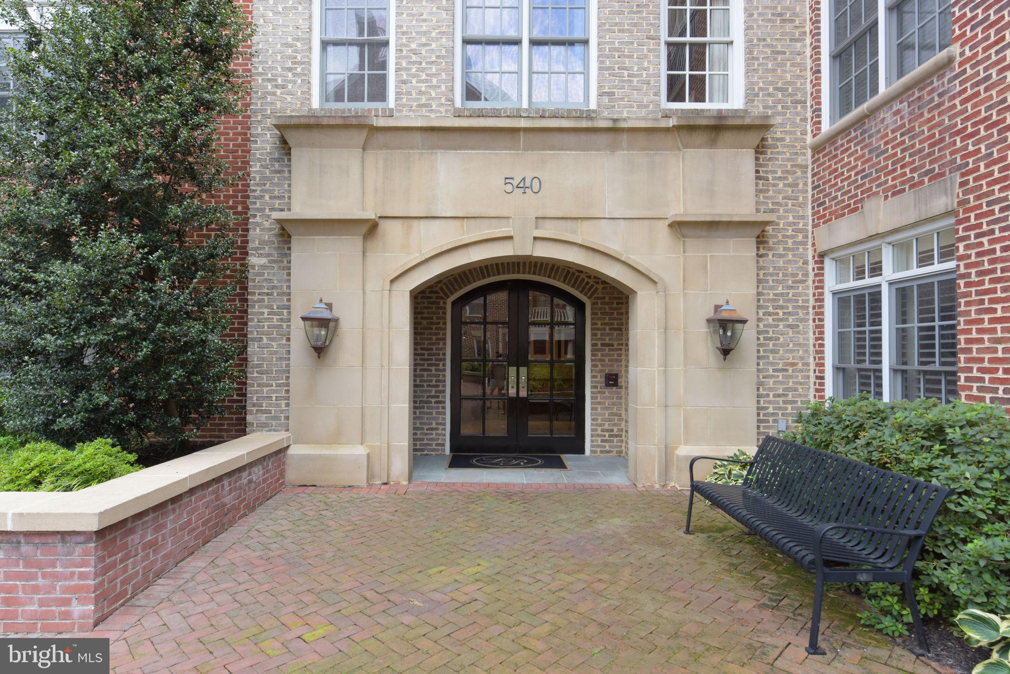 LIBERTY ROW - Residential