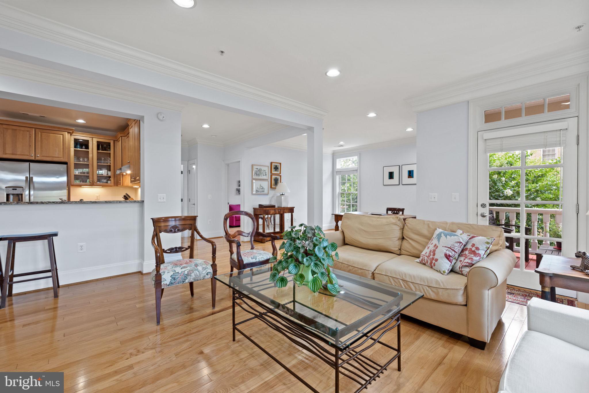 LIBERTY ROW - Residential