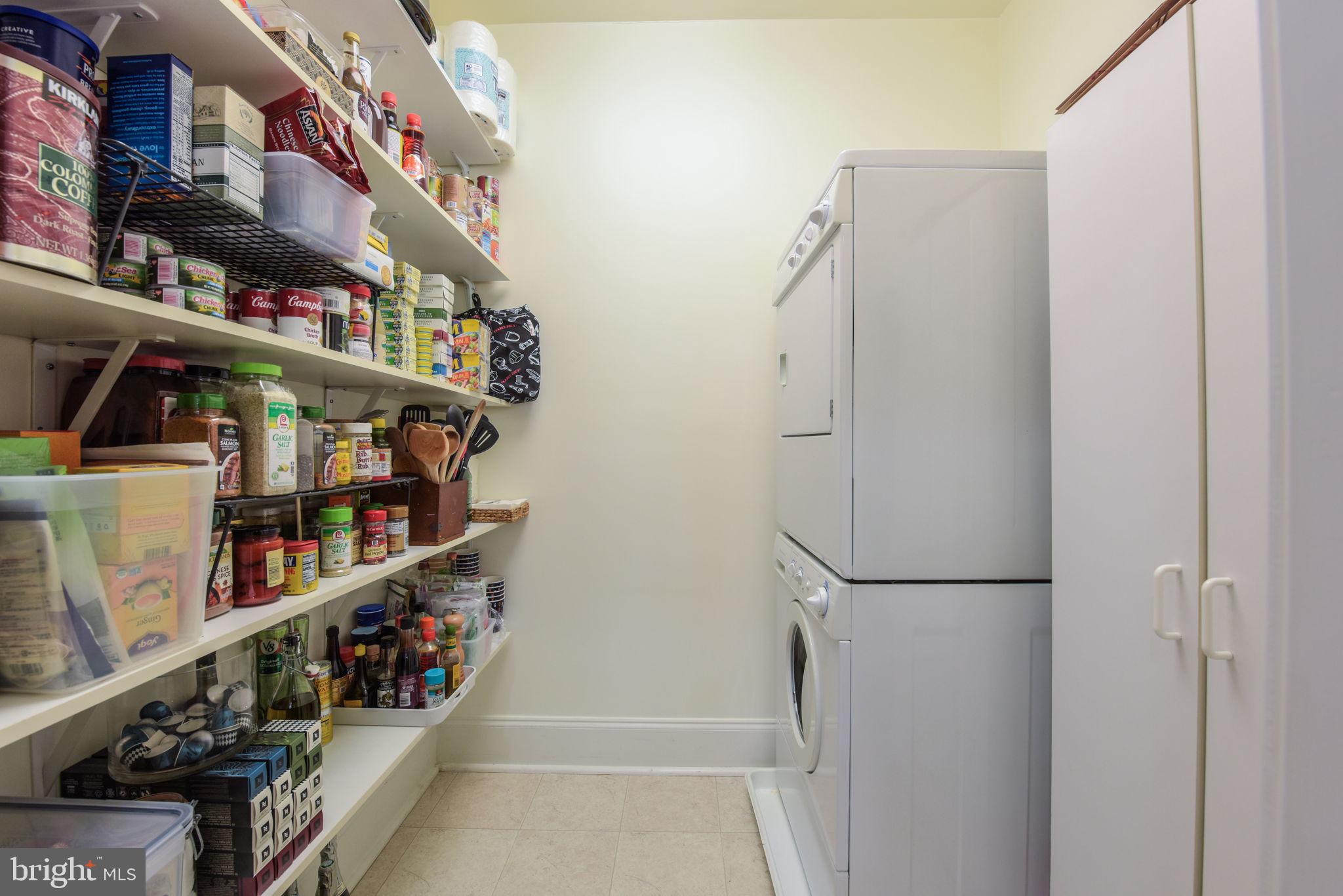 LIBERTY ROW - Residential