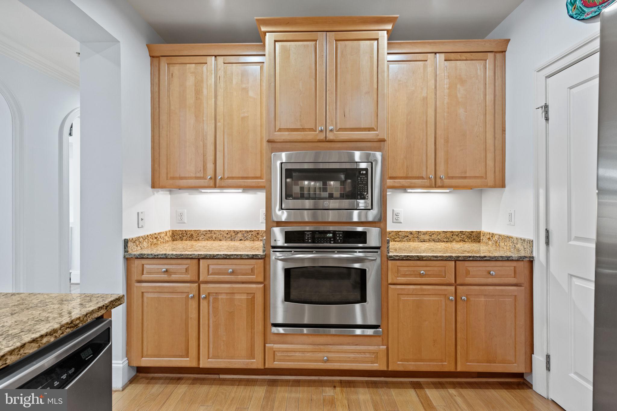 LIBERTY ROW - Residential