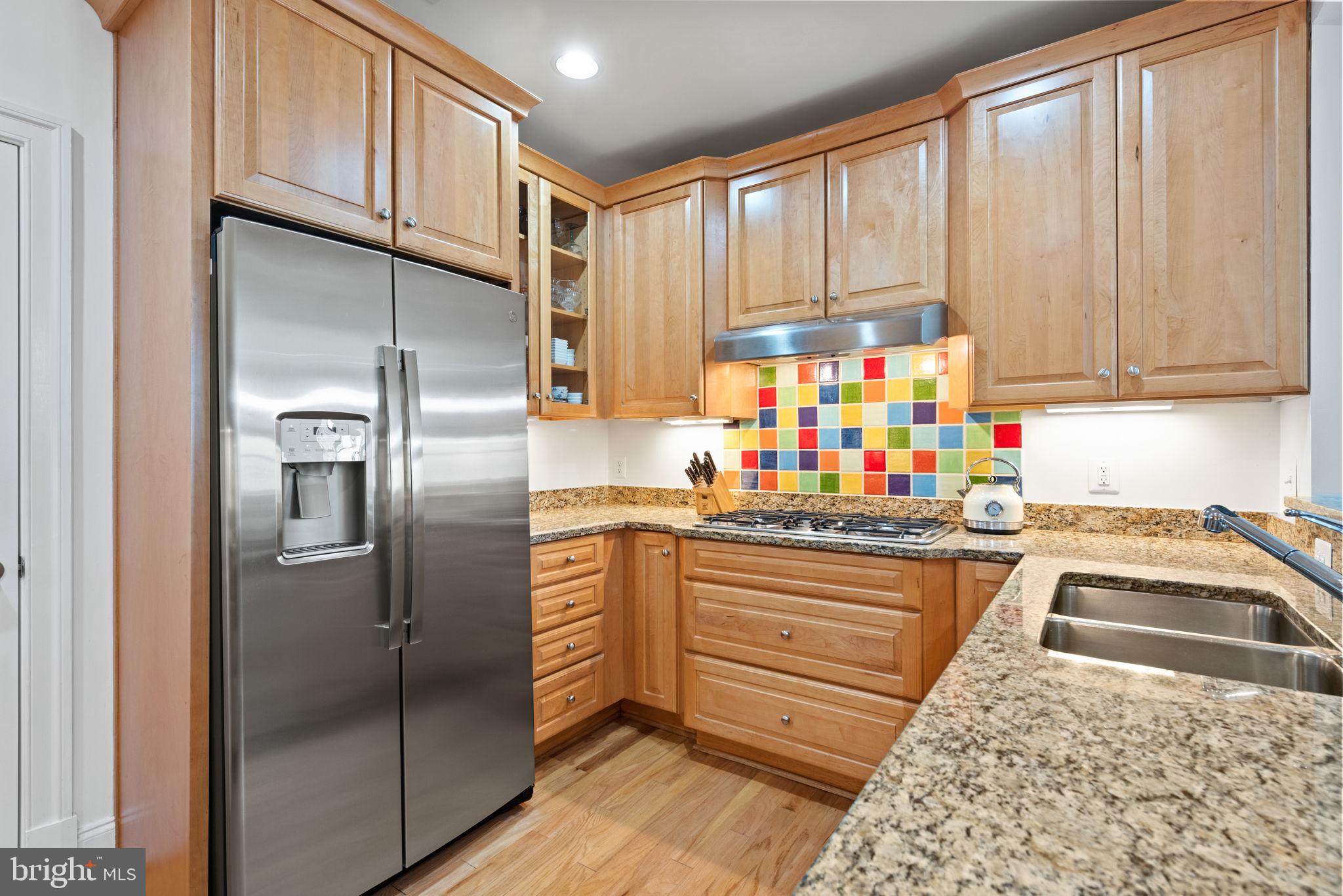 LIBERTY ROW - Residential