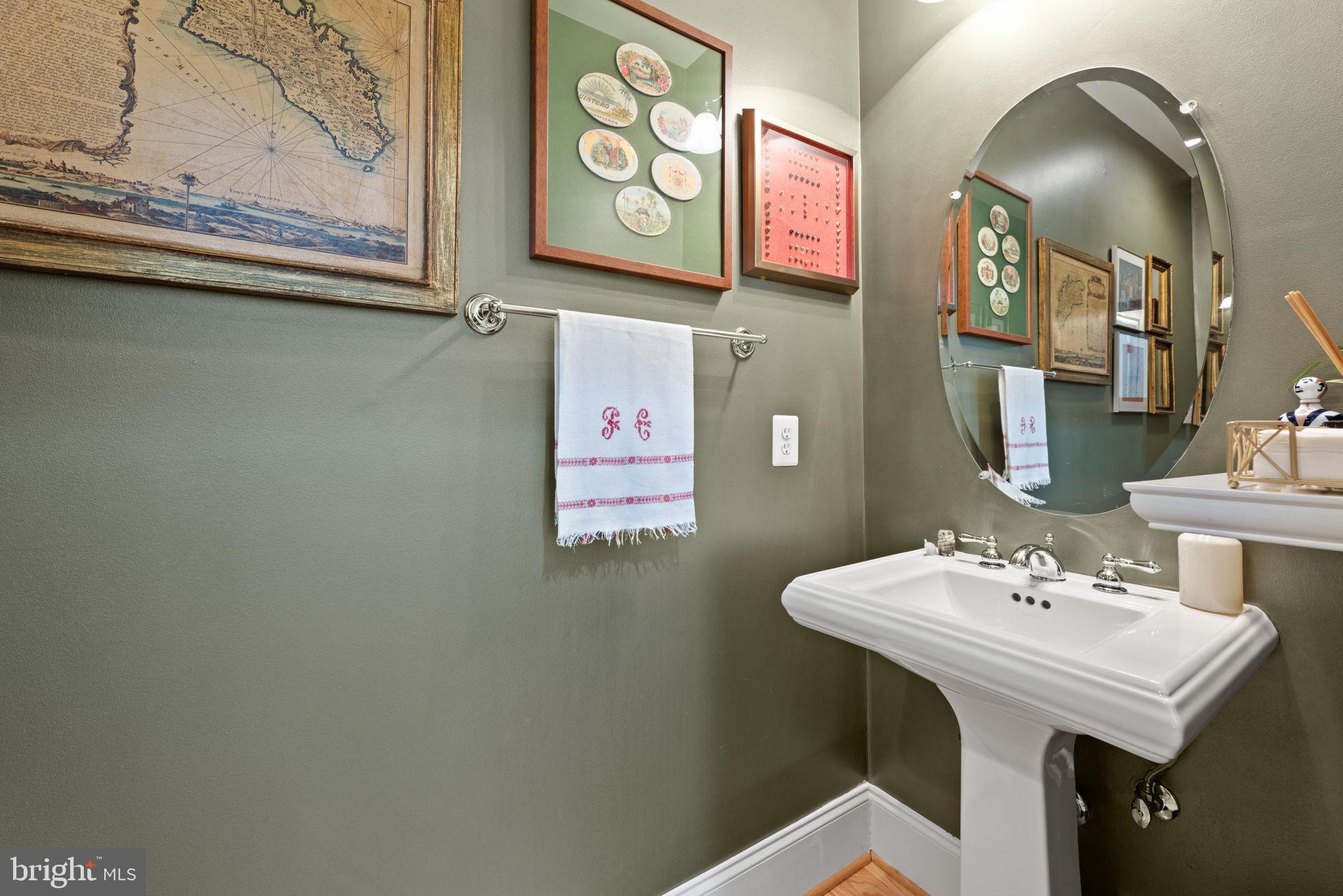 LIBERTY ROW - Residential