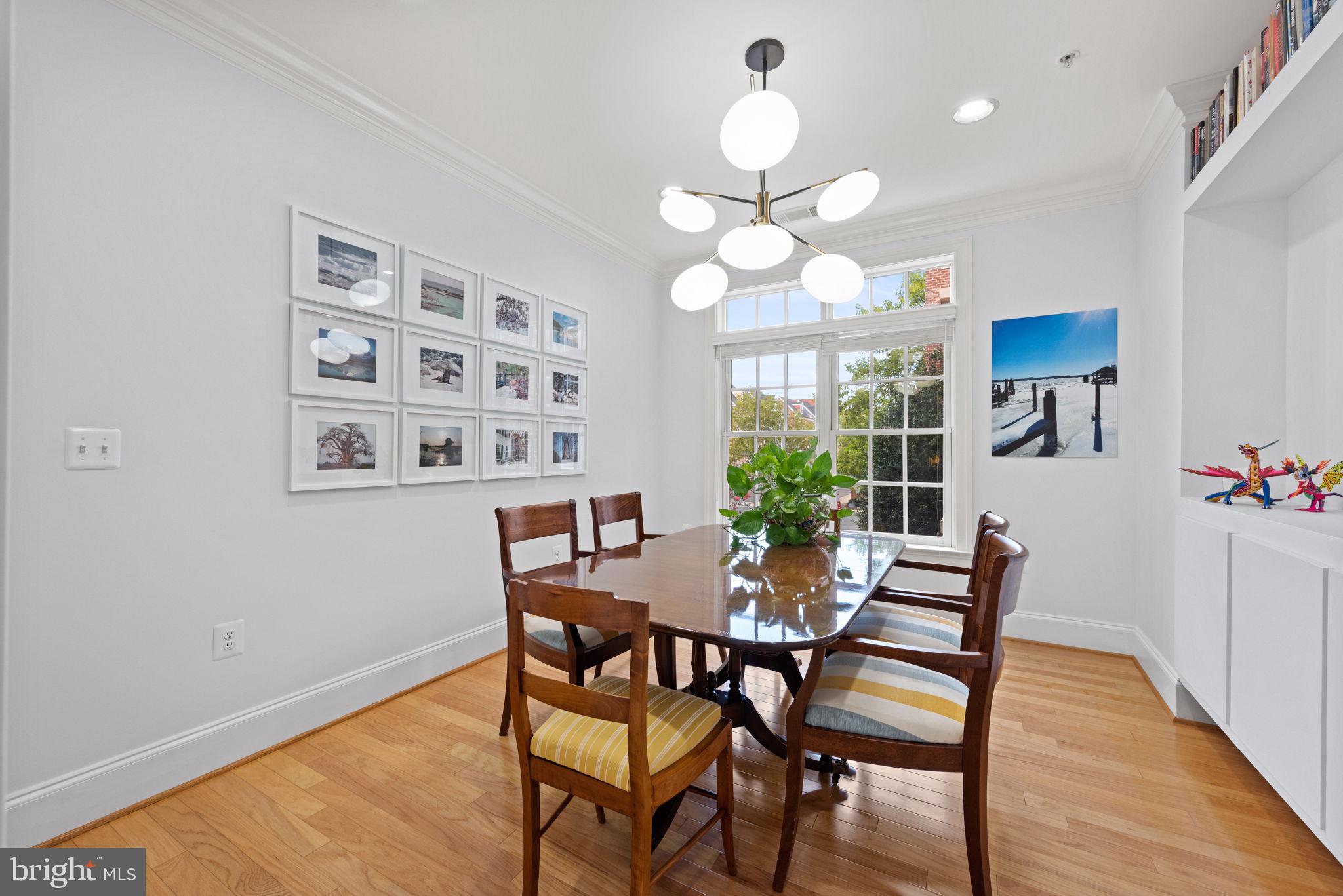 LIBERTY ROW - Residential