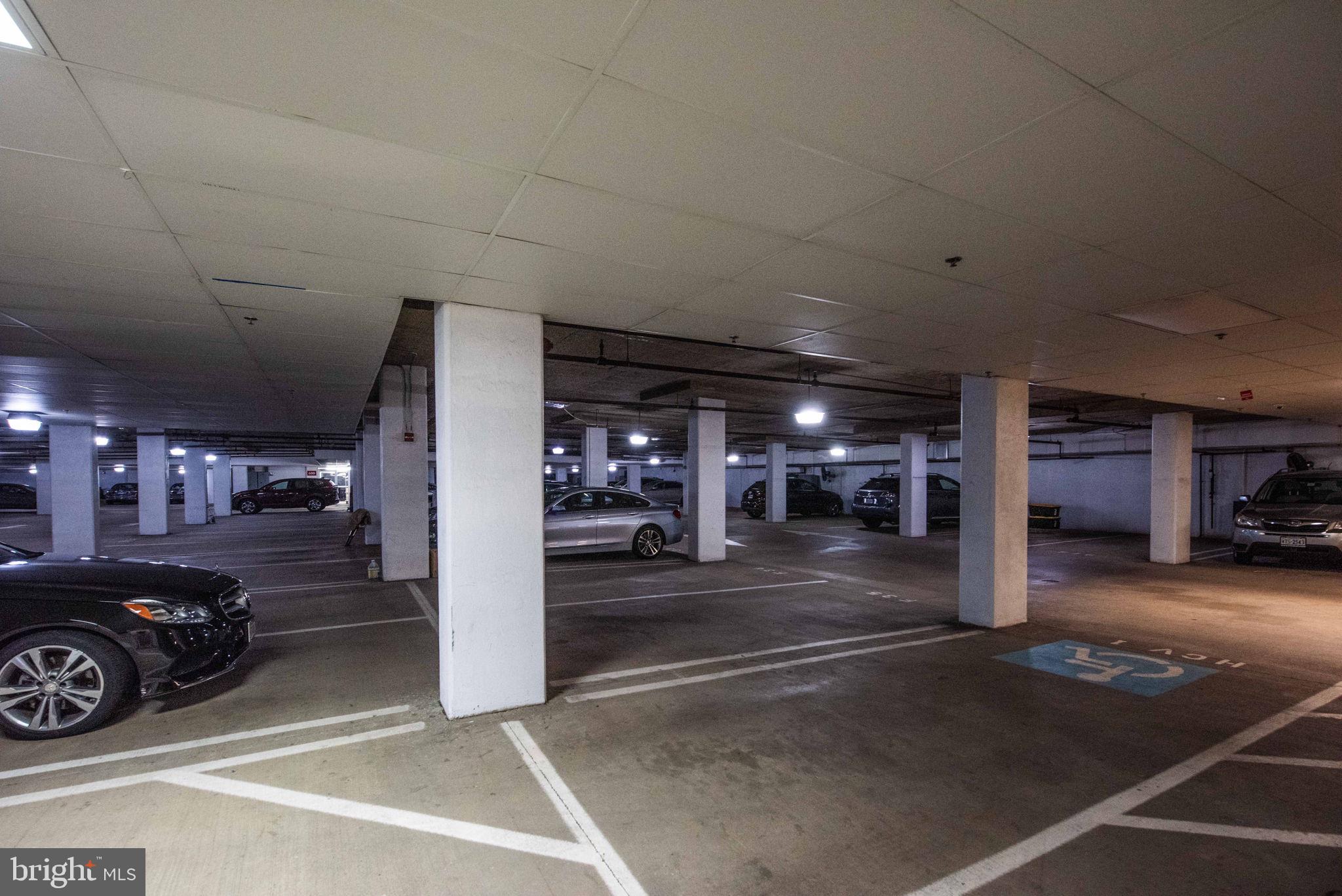 LIBERTY ROW - Residential