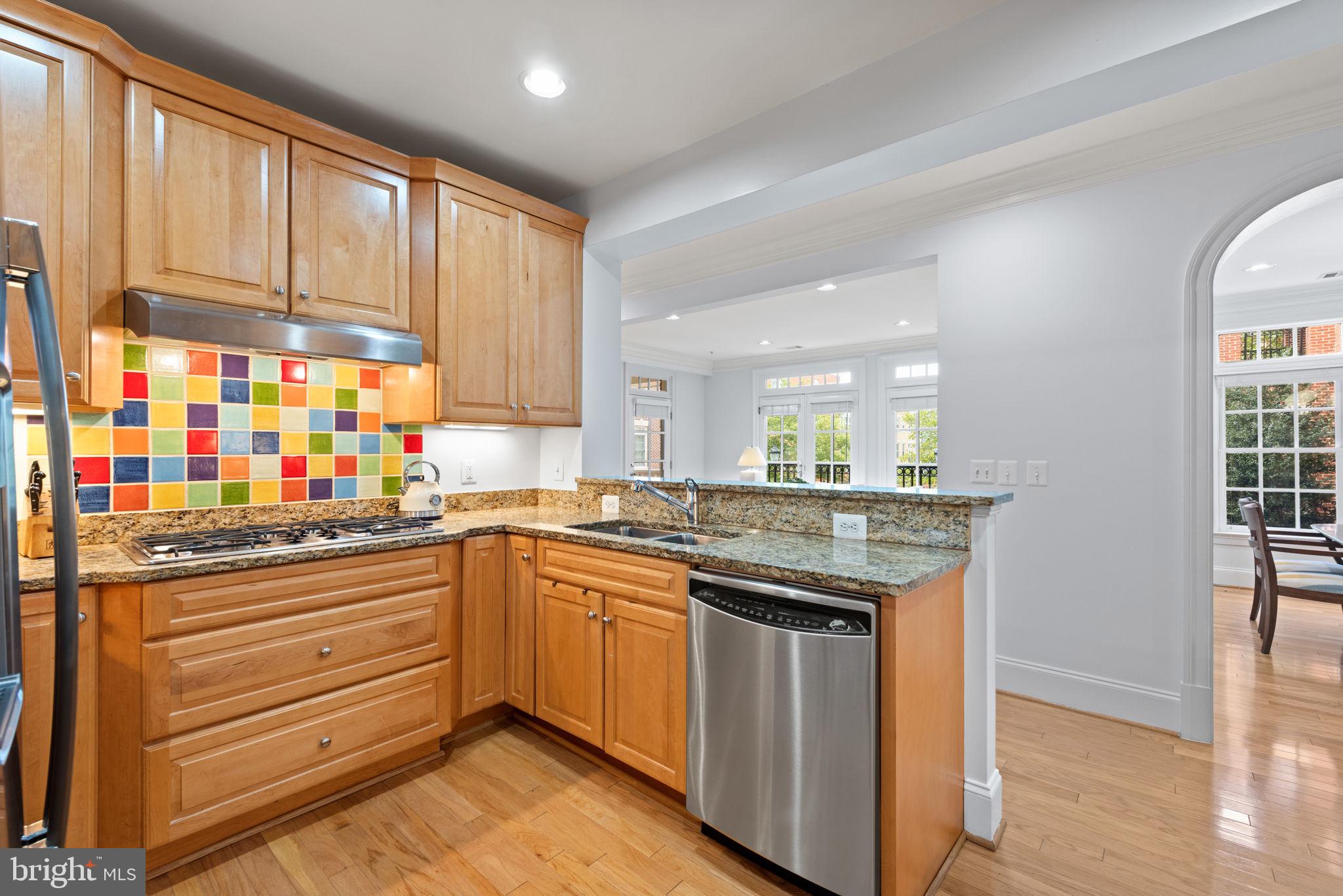 LIBERTY ROW - Residential