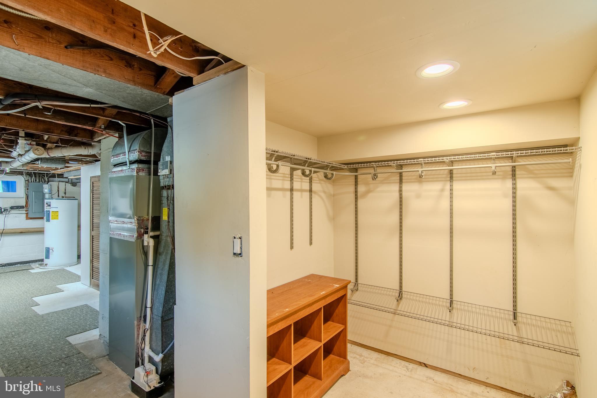 MONTROSE FARMS - Residential