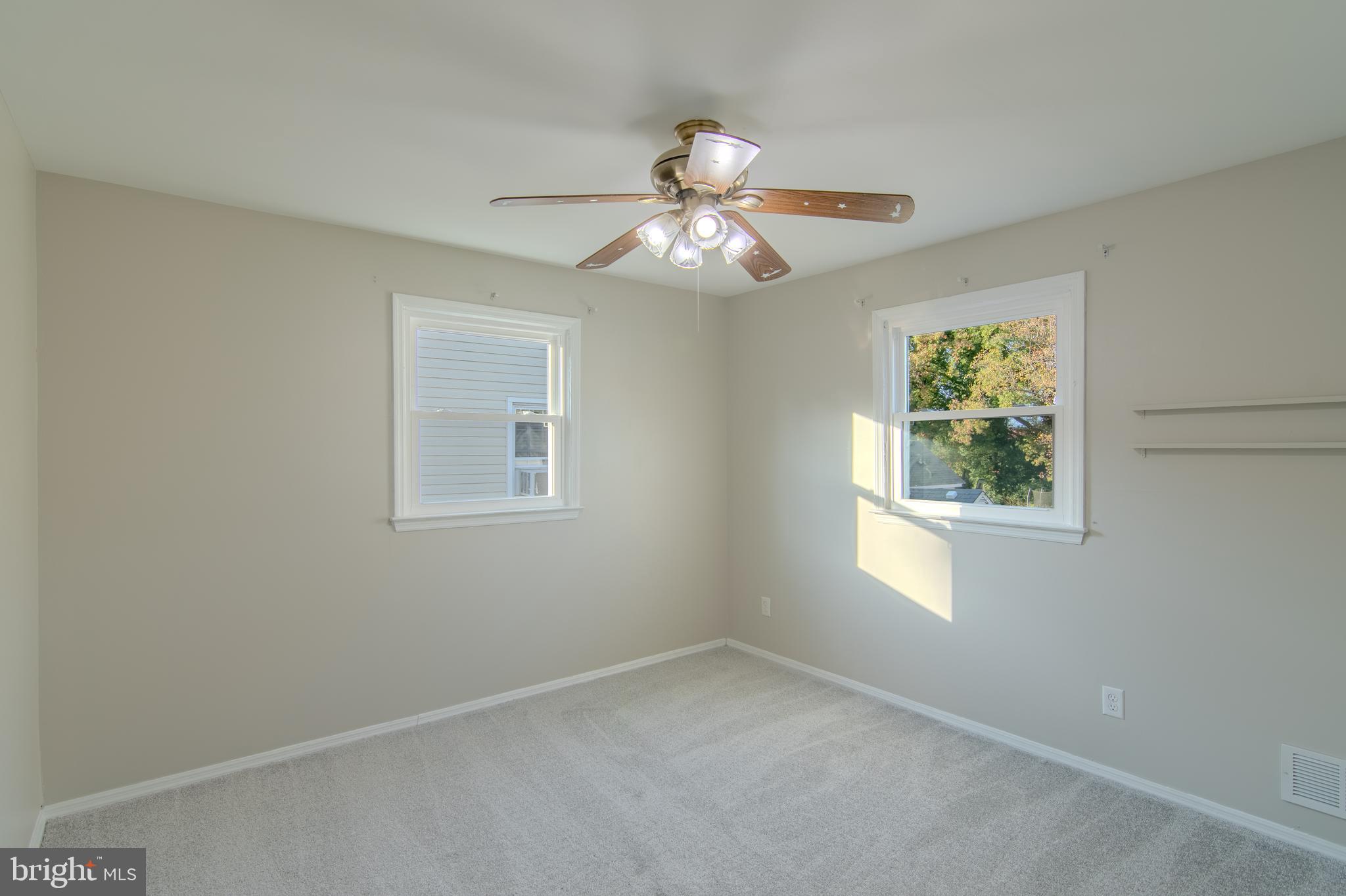 MONTROSE FARMS - Residential