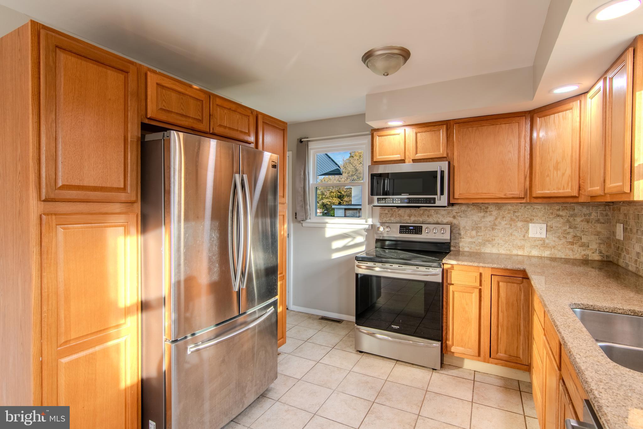 MONTROSE FARMS - Residential