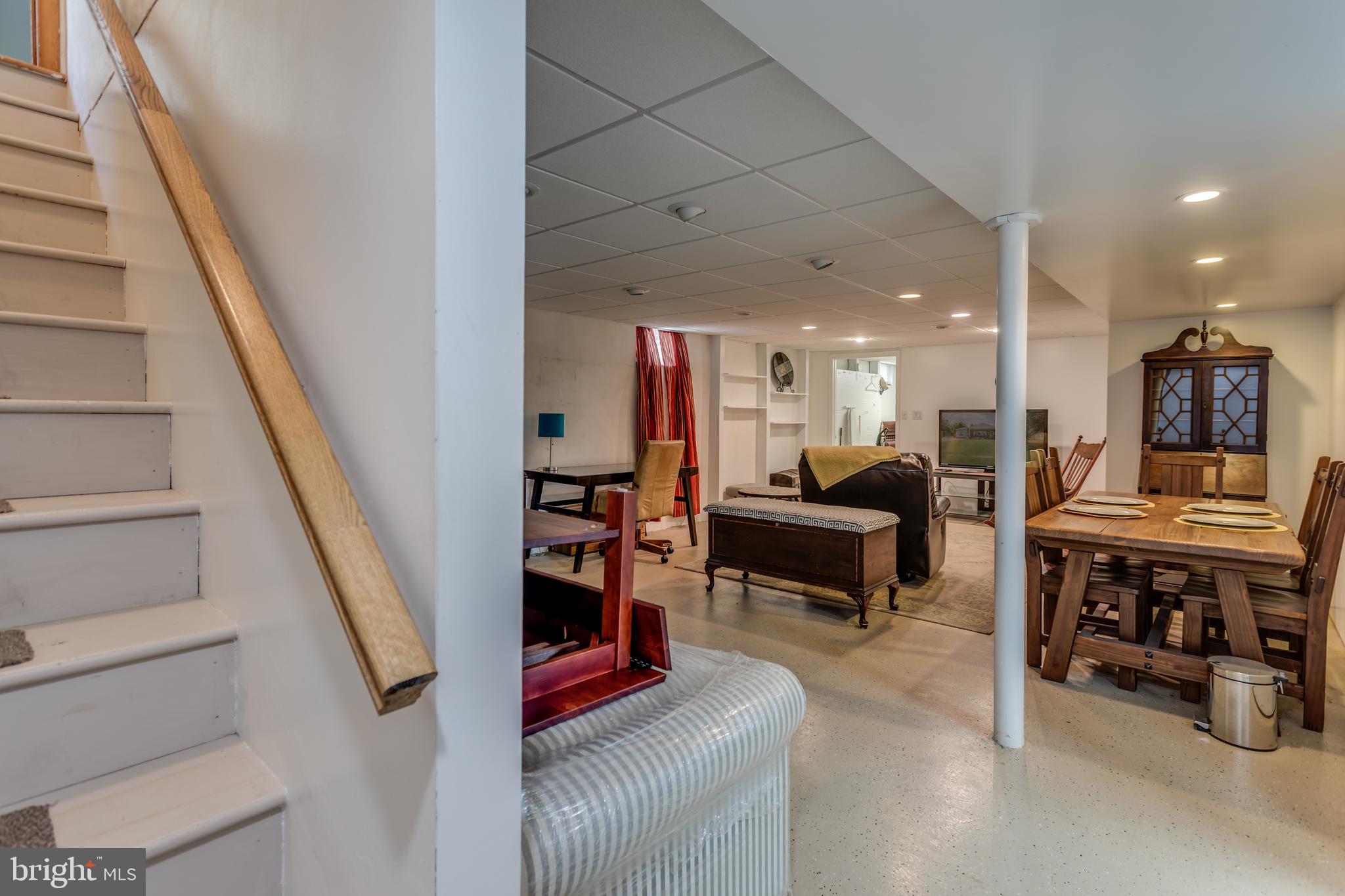 COLLEGE PARK - Residential