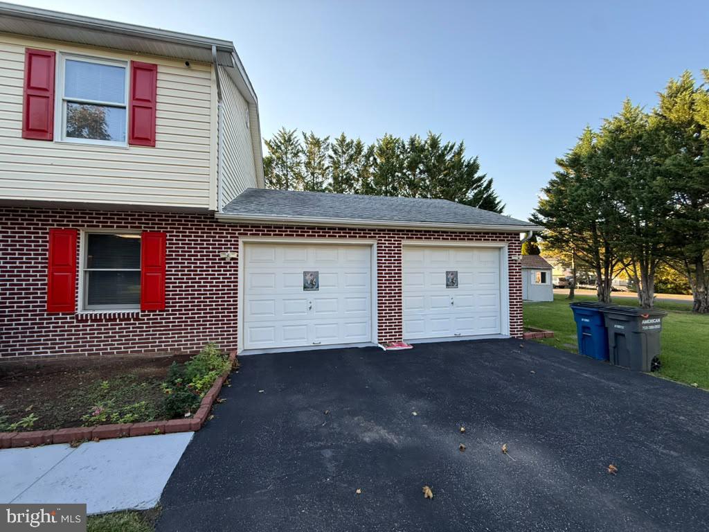 217 MONTGOMERY CIRCLE