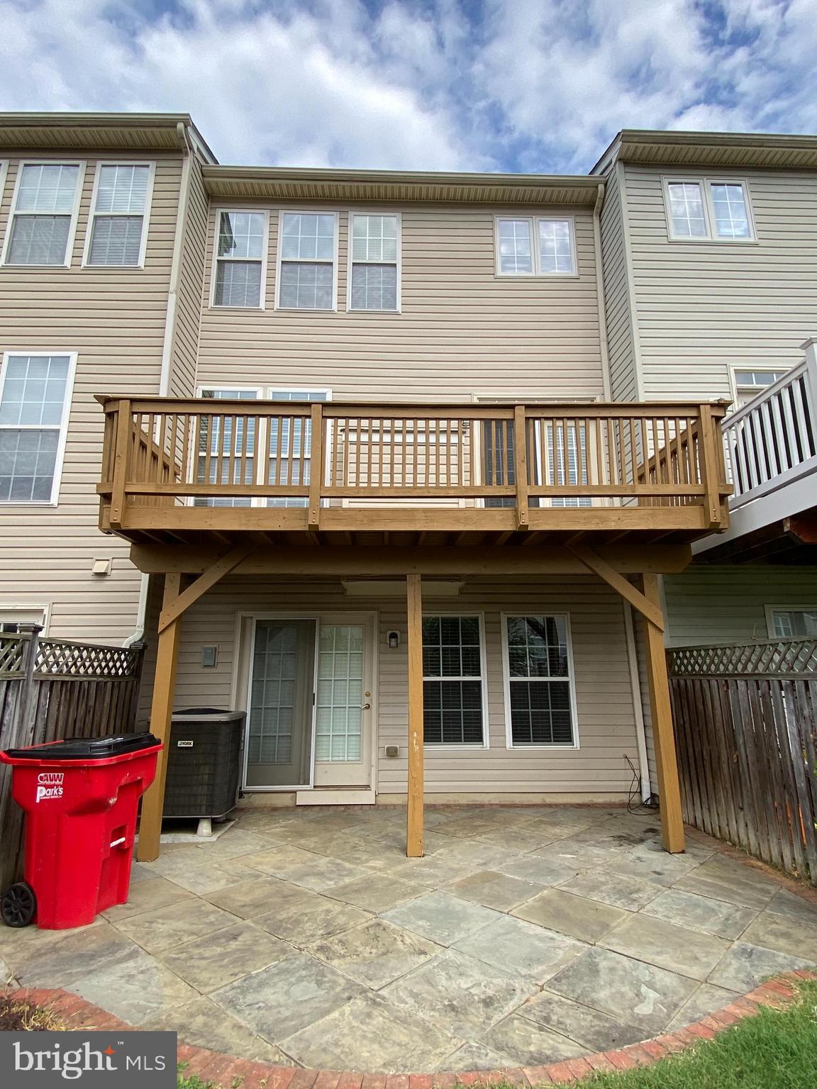 WINDMILL CROSSING - Residential Lease