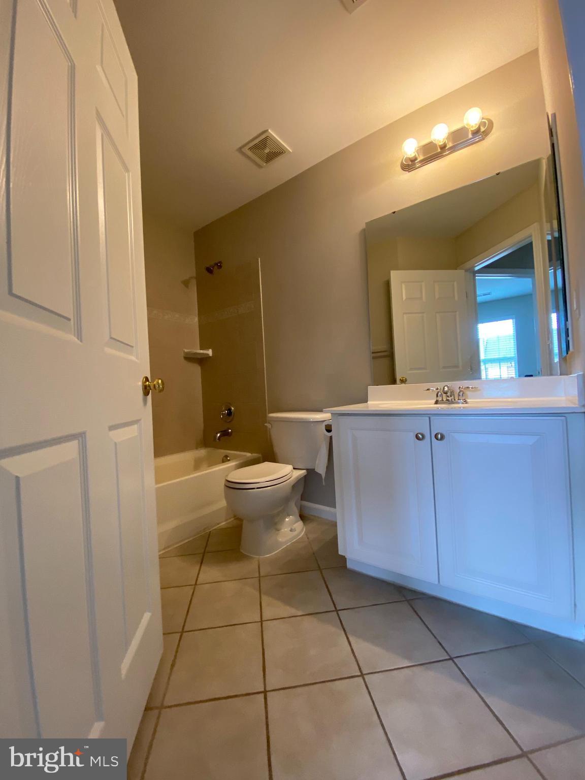 WINDMILL CROSSING - Residential Lease