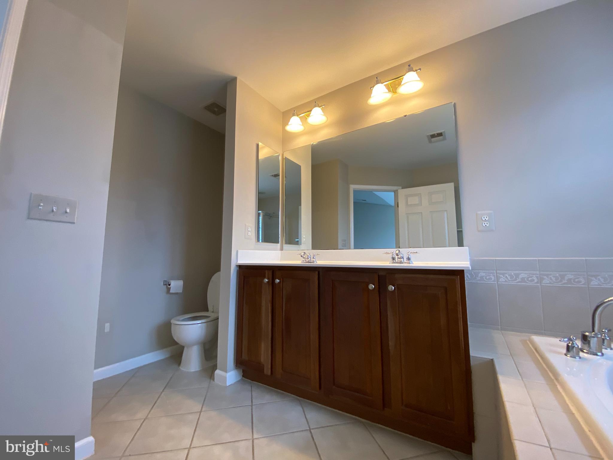 WINDMILL CROSSING - Residential Lease