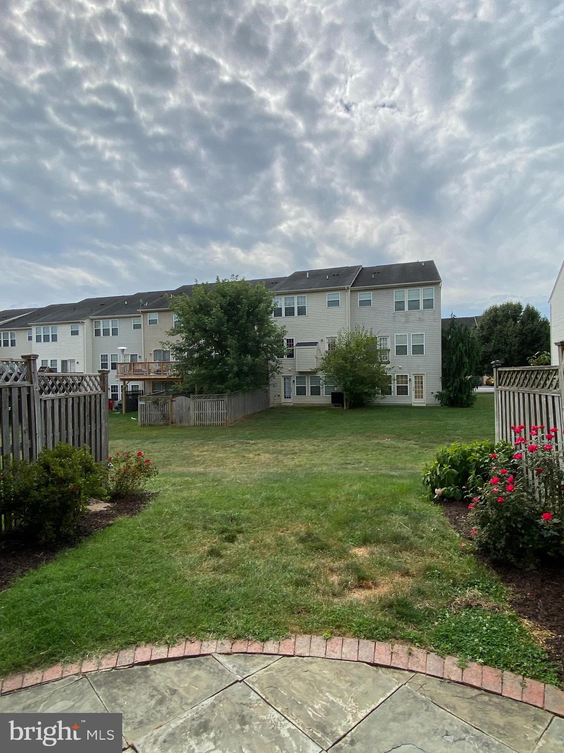 WINDMILL CROSSING - Residential Lease